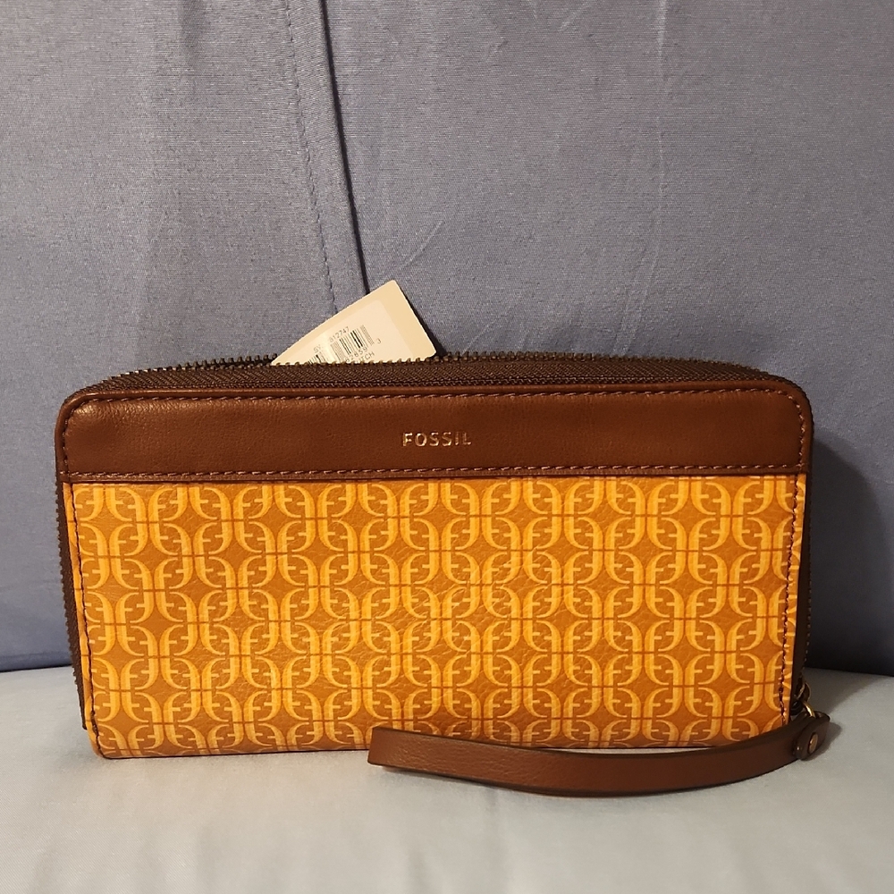 Fossil Brown and Orange Patterned Wristlet